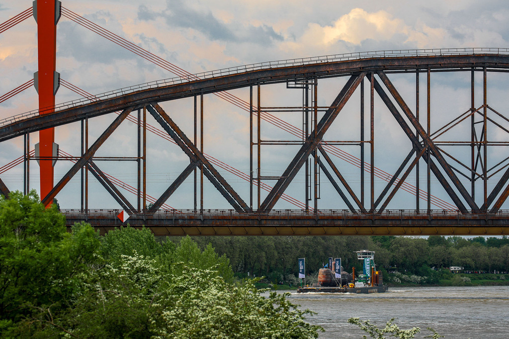 U17_AufdemRhein_120523_19 | Bildergalerie von Sport-Ereignissen aber auch von weiteren spannenden Dingen - nicht nur vom Niederrhein. In Anlehnung an den bekannten Spruch von Hanns Dieter Hüsch heißt das Motto: "Niederrhein ist überall".  - Realisiert mit Pictrs.com