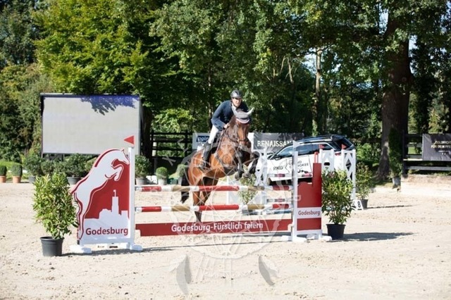 2B4A0649 | pixelfaenger - Realisiert mit Pictrs.com