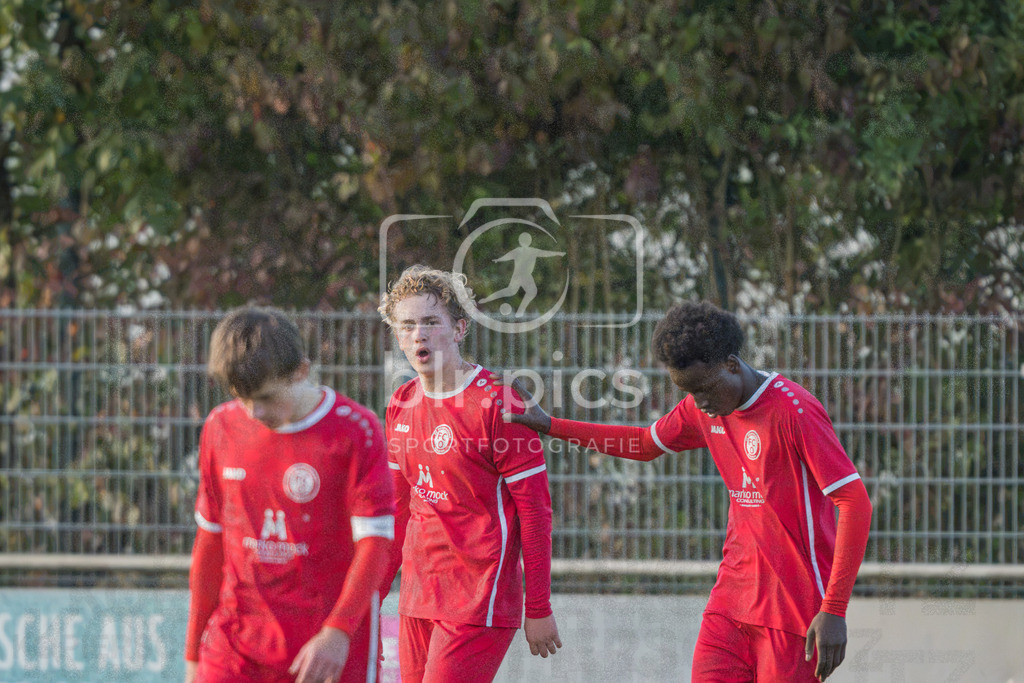 blr.pics_FC Oberneuland - JFV Bremen II | Professionelle Fußball- und Sportfotografie. Spielbilder online ansehen und kaufen – Einzelbilder oder komplette Galerien in hoher Qualität.