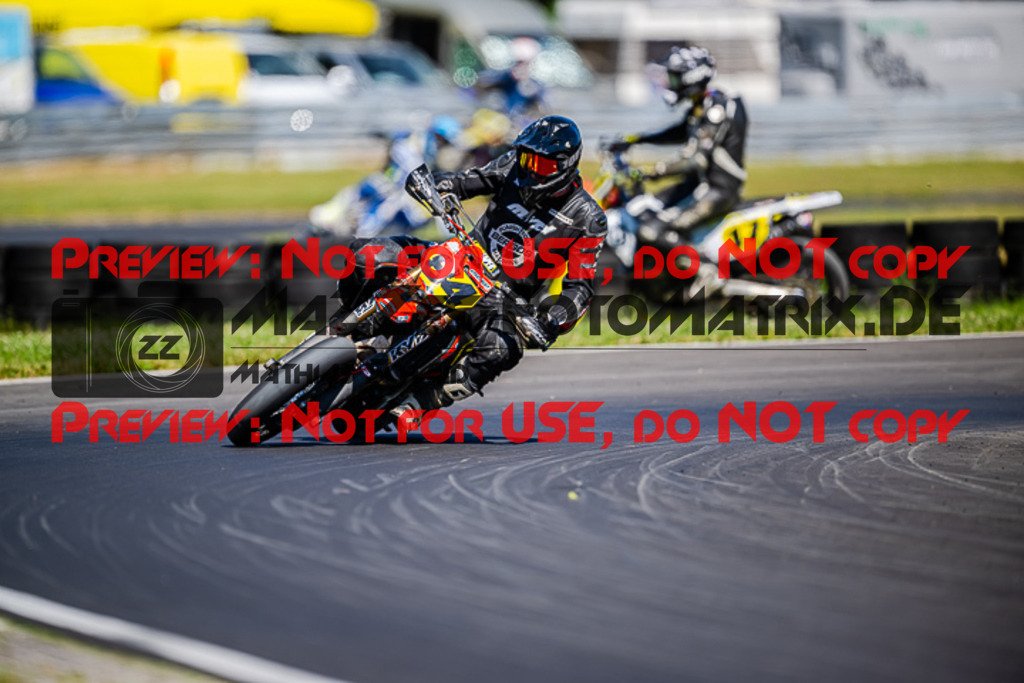 MaZZes_FotoMatrix_220702_6 | S1