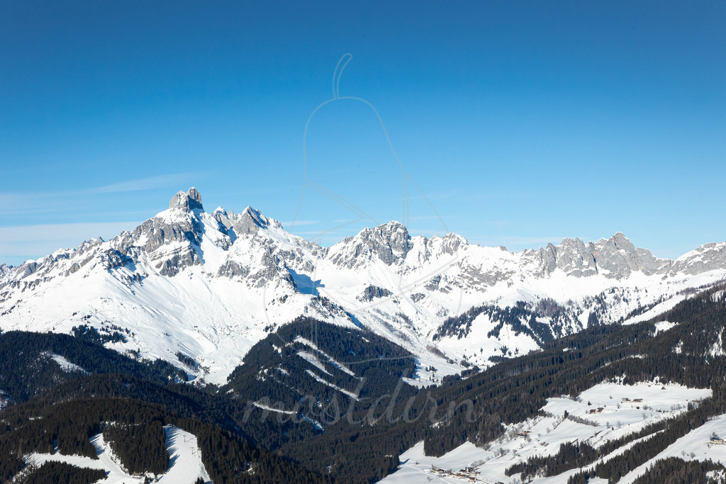 Bergpanorama Bischofsmütze | Bei Veröffentlichung des Bildes ist eine Namensnennung wie folgt erforderlich: 
Foto: Mostdirn Irmgard Wieser
 - Realisiert mit Pictrs.com