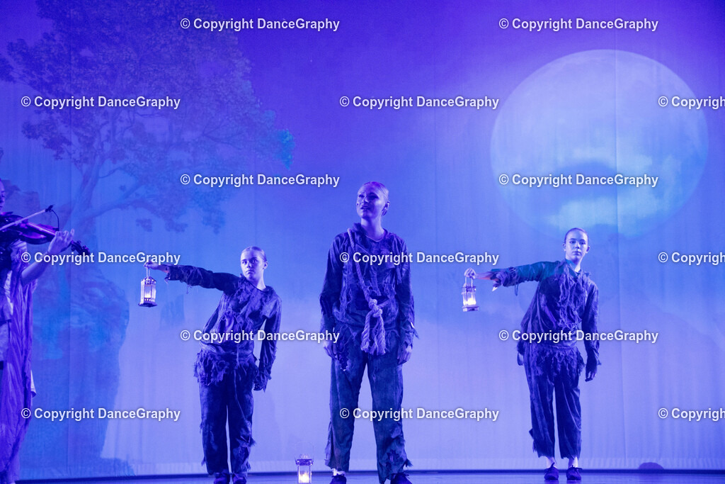 GPHY2528 | DanceGraphy - Realisiert mit Pictrs.com