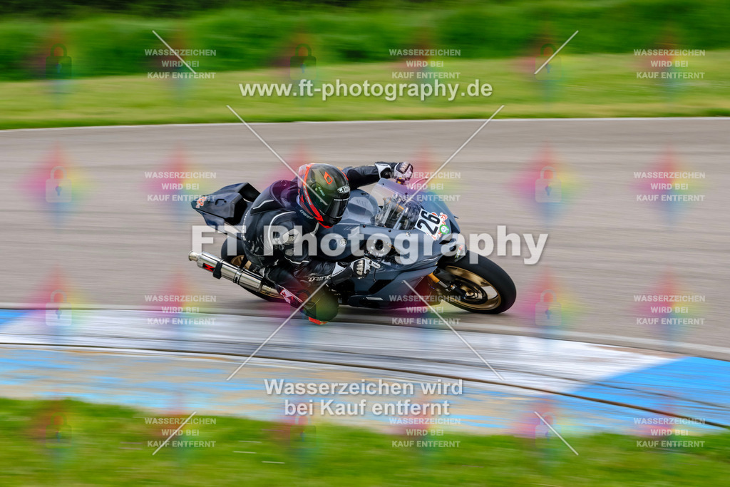 MotoTeam-9603 | Hier findet Ihr Bilder von Touristenfahrten auf der Nürburgring Nordschleife oder von anderen Veranstaltungen die ich besucht habe. Viel Spass beim Durch Schauen 