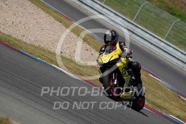 2024_07_29_PBK_12719 | Sportfotografie; SlowMotion; Video; Rennstrecke; Hafeneger; Speer; Racing; RSE; BMW; CBO; Trackday; Motorsportarena; Hockenheimring; Brno; Most; Barcelona; Valencia