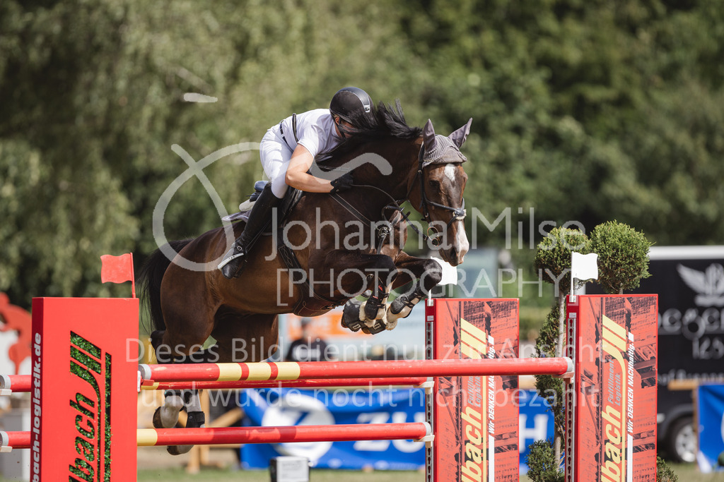 230716_LC_GroßerPreis-930 | Deine schönsten Turniermomente als professionelle Fotos! Entdecke hochwertige Pferdesport-Fotografie im Online-Shop. Jetzt Fotos finden & bestellen!