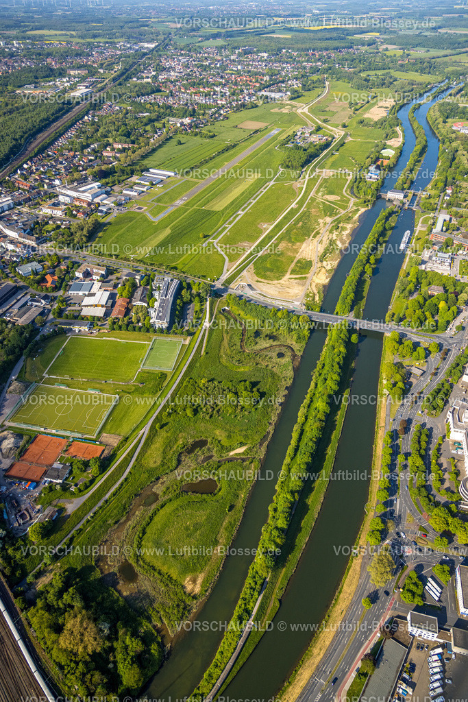 Hamm230506699 | Luftbild, Erlebensraum Baustelle, Flugplatz Liepewiesen, Fluss Lippe und Datteln-Hamm-Kanal, Kläranlage Hamm Mattenbecke, Schleuse Hamm, Stadtbezirk Heessen, Hamm, Ruhrgebiet, Nordrhein-Westfalen, Deutschland