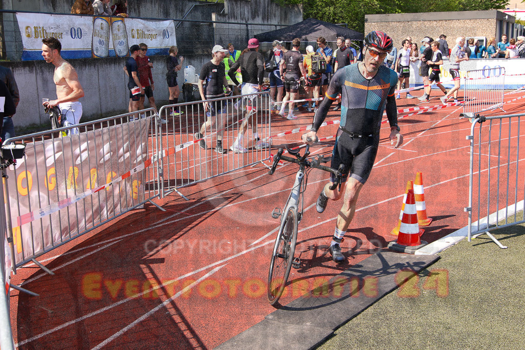 220424_1144_EV8_9088 | Sportfotografie im Rhein-Sieg Kreis, Köln, Bonn, NRW, Rheinland Pfalz, Hessen, etc. Unser Tätigkeitsfeld umfasst den Laufsport vom Volkslauf über den Marathon, Duathlon, Triathon bis zum Ultralauf wie Kölnpfad Ultra oder Schindertrail.