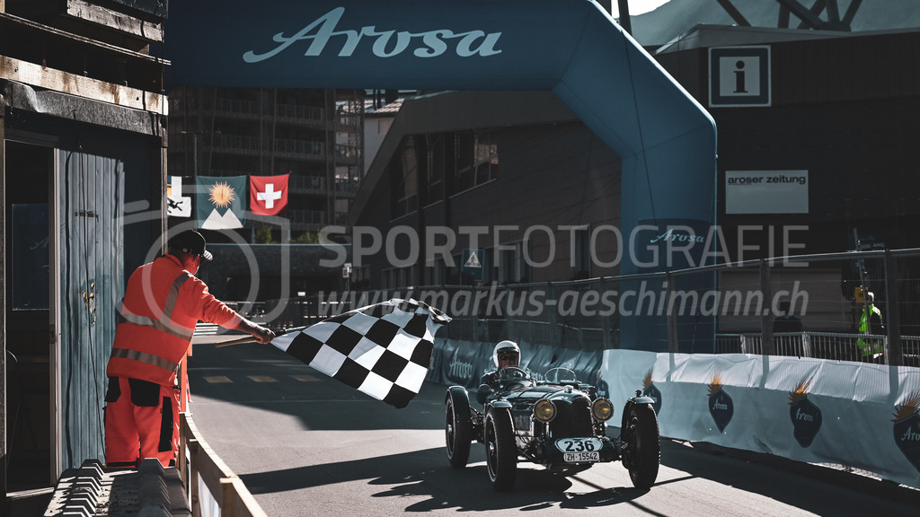 19. Arosa ClassicCar 2023 - 2. September 2023 | 19. Arosa ClassicCar 2023
Arosa, Schweiz
Siebenmann Martin aus Zumikon mit der Startnummer 236 in einem Riley TT Sprite, Jahrgang 1931, in der Klasse Classic Trophy.
@arosaclassiccar, @arosa.official, #arosaclassiccar, #arosa, #76curves, #classiccar
Bild: Sportfotografie Markus Aeschimann | www.markus-aeschimann.ch - Realisiert mit Pictrs.com
