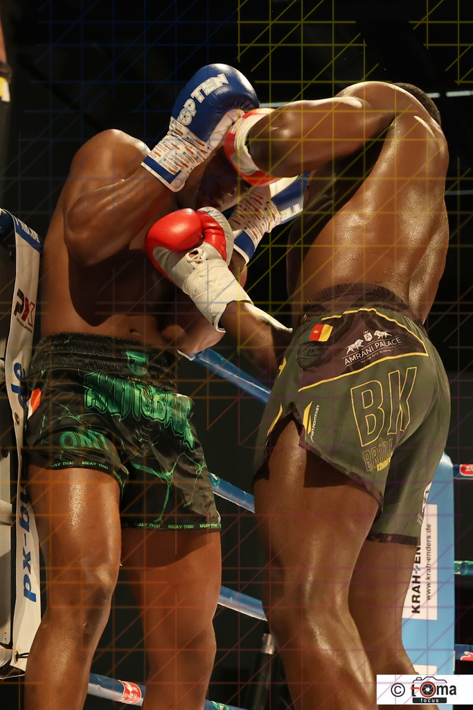 Finale Akingbade vs Kombou 25.04.2026 tomafocus Tb00127 | professionelle Sport- und Eventfotografie von Tomafocus – dynamische Bilder, emotionale Momente und hochwertige Aufnahmen für jeden Anlass. - Realisiert mit Pictrs.com