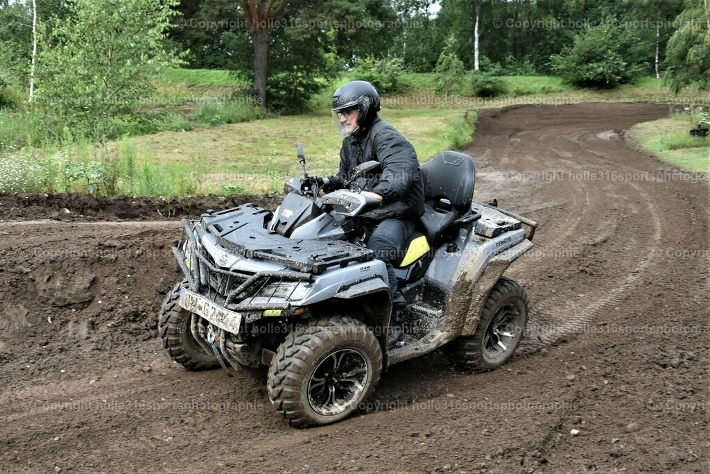 DSC_0515 (2) | Sportfotografie , Motorsport, Motoross, Reitsport, Mointainbike, Enduro,
Landschaft , Outdoor, Eventfotografie, Landschaft, Bilder online bestellen - Realisiert mit Pictrs.com