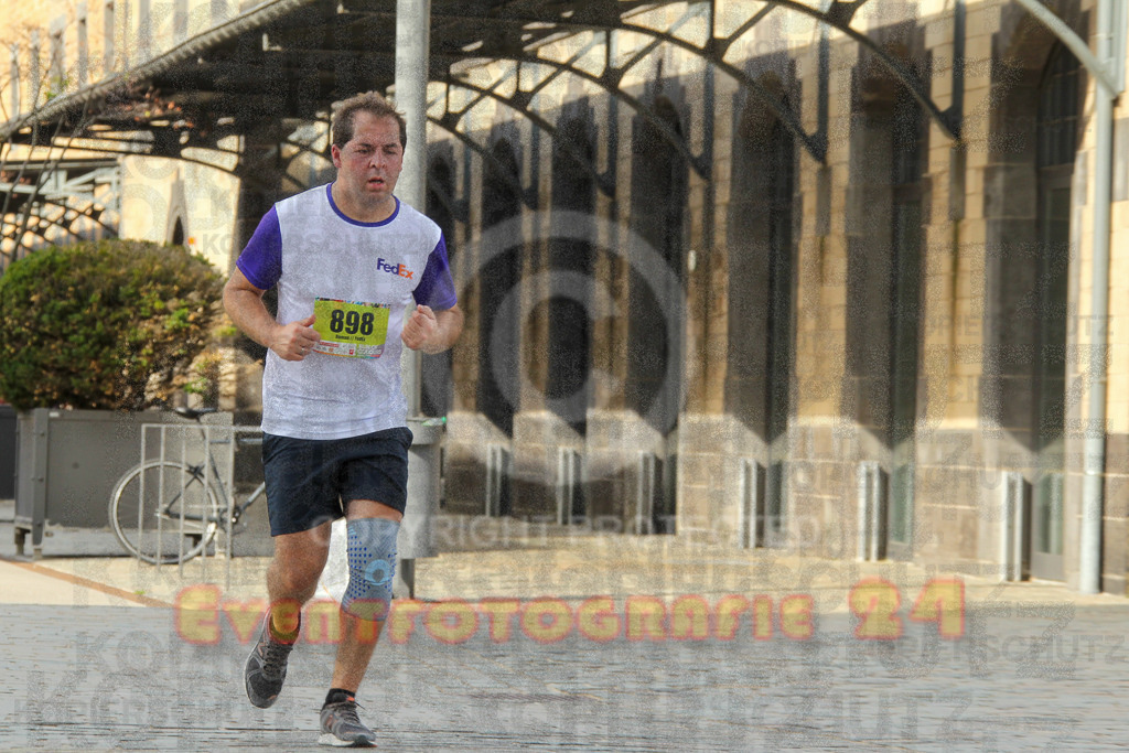 250920_1537_EV4_9304 | Sportfotografie im Rhein-Sieg Kreis, Köln, Bonn, NRW, Rheinland Pfalz, Hessen, etc. Unser Tätigkeitsfeld umfasst den Laufsport vom Volkslauf über den Marathon, Duathlon, Triathon bis zum Ultralauf wie Kölnpfad Ultra oder Schindertrail.