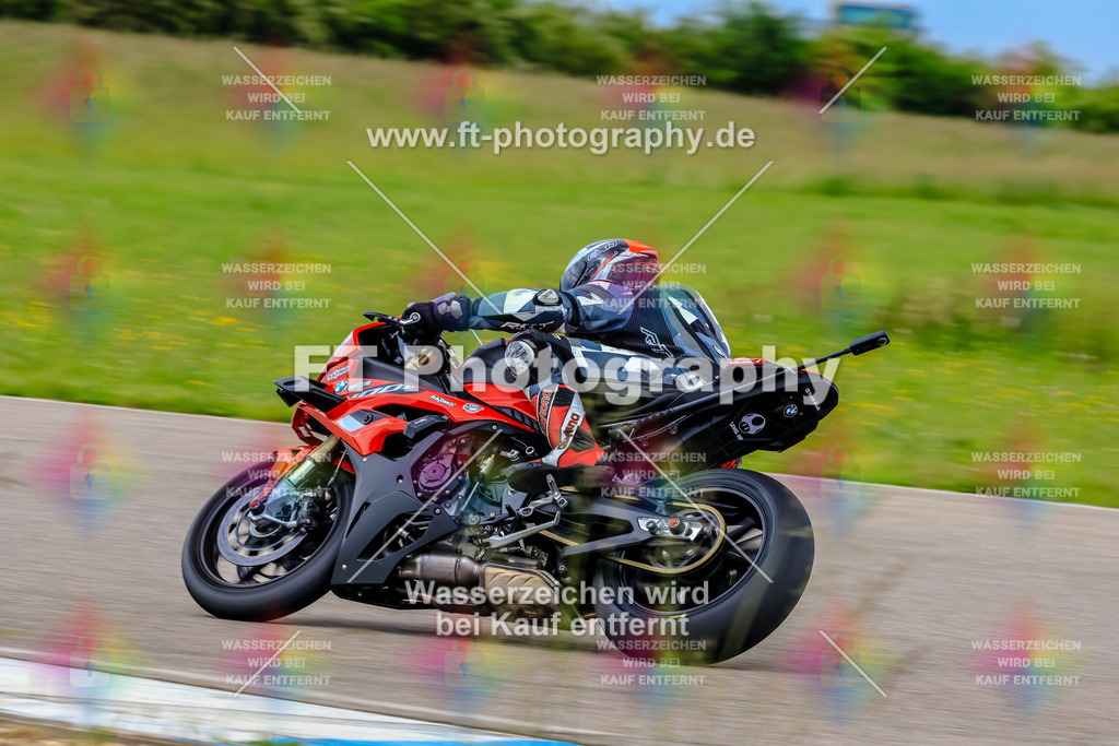 MotoTeam-2789 | Hier findet Ihr Bilder von Touristenfahrten auf der Nürburgring Nordschleife oder von anderen Veranstaltungen die ich besucht habe. Viel Spass beim Durch Schauen 