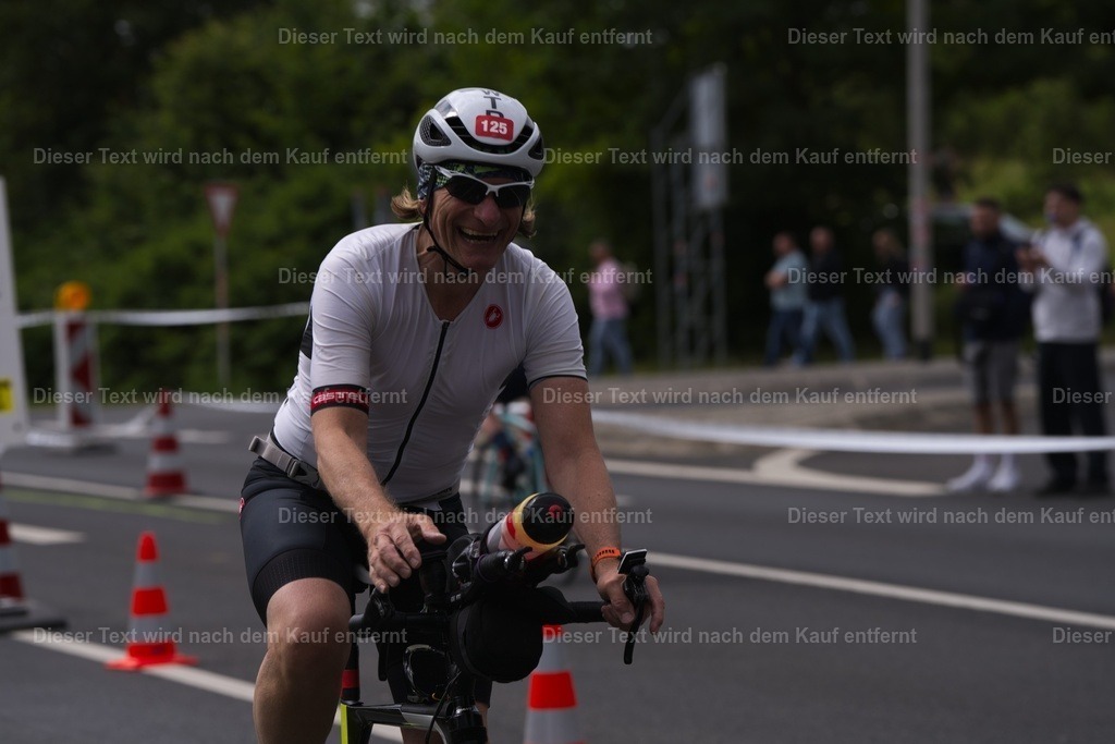 triathlon_wuerzburg_r_2026_06_14-748 | Shop für Fotos von Sportevents z.B. Obstacle Course Racing, OCR, Triathlon, Trail Run und MTB - Realisiert mit Pictrs.com
