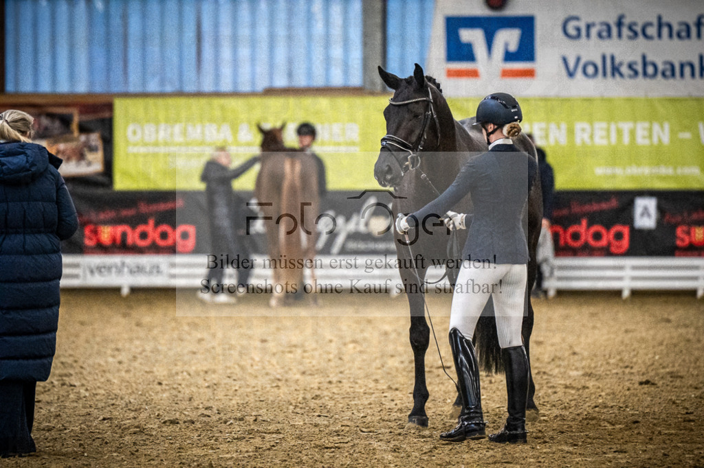 DOS_0310 | Entdecke hochwertige Reitturnierfotos von Foto Oger. Professionell, emotional und authentisch – jetzt Lieblingsmomente im Shop bestellen.Deutschlandweite Turnierfotografie. - Realisiert mit Pictrs.com