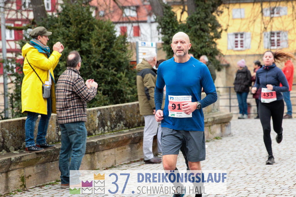 VR Bank Hauptlauf 10000m | 3 Koenigslauf 2023 - Realisiert mit Pictrs.com