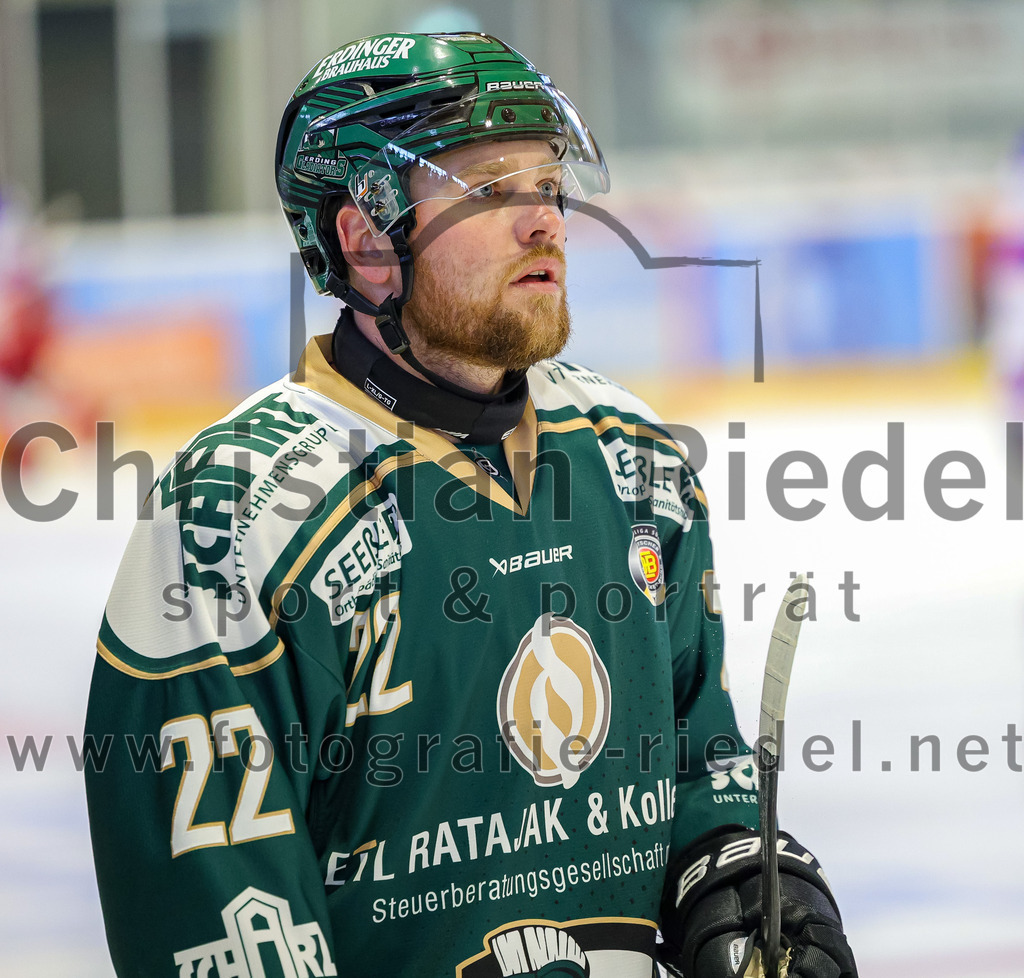 2025-09-14_051_TSV_Erding_gegen_EC_Peiting | Erding, Deutschland, 14.09.2025:Eishockey, Oberliga Süd 2025 / 2026, Testspiel, TSV Erding gegen EC Peiting, Endergebnis: 2:3Foto: Christian Riedel / fotografie-riedel.net