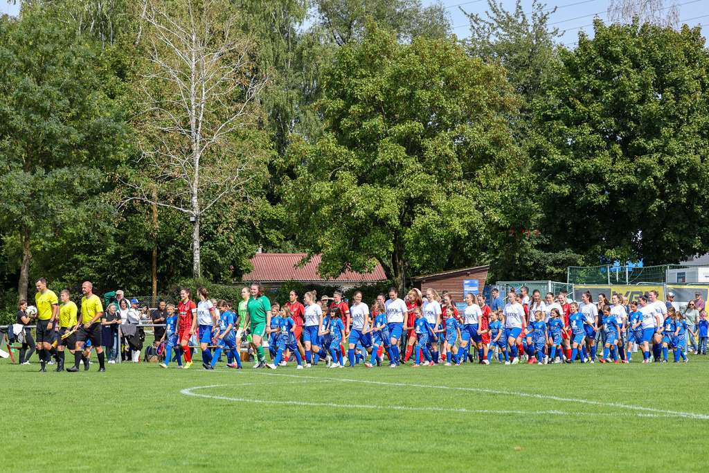 20250727_AHP-FCH_001 | Fotopresso – Sportfotografie in Heidenheim & Umgebung. Professionelle Sportfotografie für unvergessliche Momente. Dynamische Action-Shots, emotionale Szenen & hochwertige Bilder. - Realisiert mit Pictrs.com