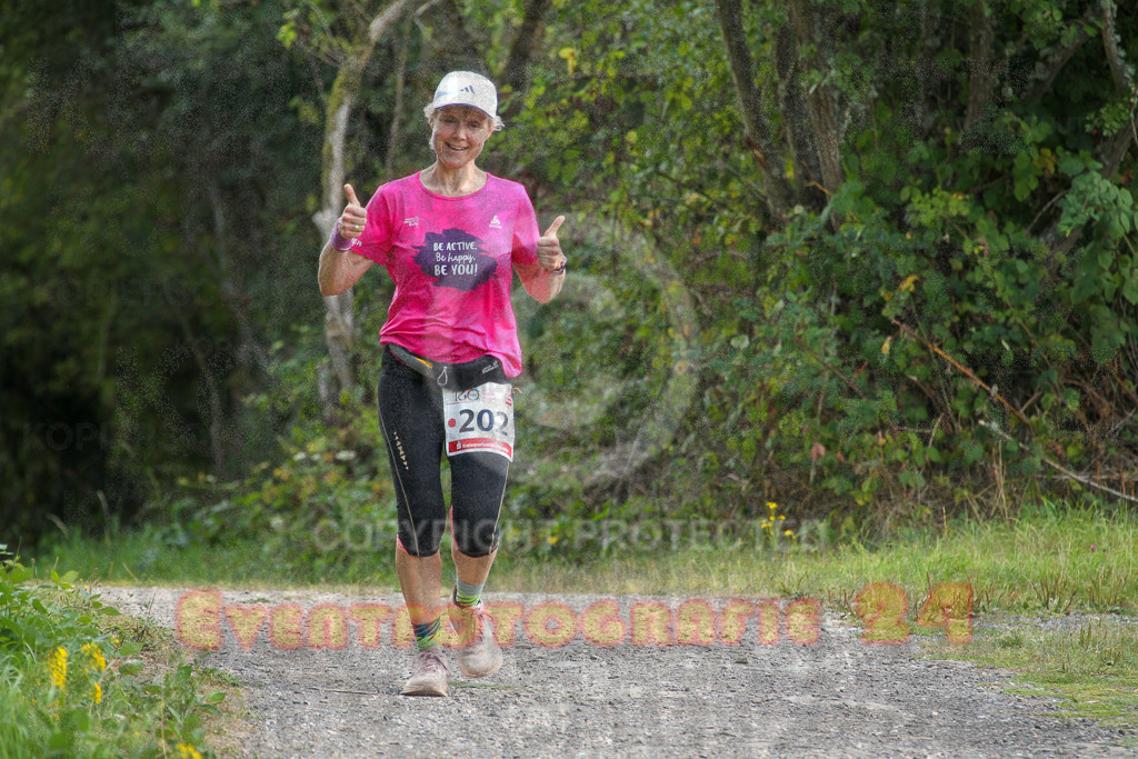 250830_1413_EV4_4337 | Sportfotografie im Rhein-Sieg Kreis, Köln, Bonn, NRW, Rheinland Pfalz, Hessen, etc. Unser Tätigkeitsfeld umfasst den Laufsport vom Volkslauf über den Marathon, Duathlon, Triathon bis zum Ultralauf wie Kölnpfad Ultra oder Schindertrail.