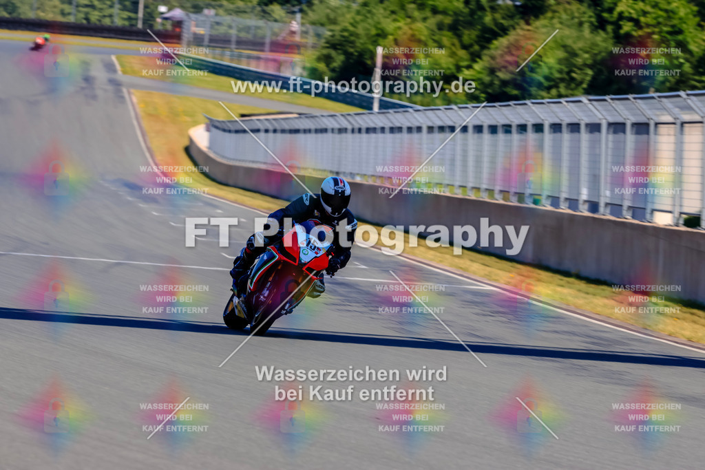 _TCM5912 | Hier findet Ihr Bilder von Touristenfahrten auf der Nürburgring Nordschleife oder von anderen Veranstaltungen die ich besucht habe. Viel Spass beim Durch Schauen 