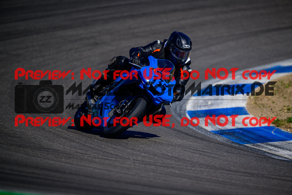 MaZZes_Fotomatrix_20250407_6007705_7248 | GELB