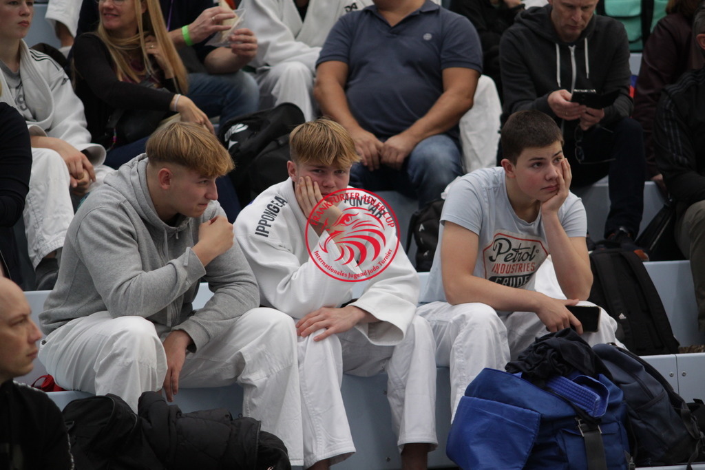 IMG_3963 | Fotos vom Adler Cup - Pictures from Adler Cup

Hier findet Ihr alle Eindrücke und großen Momente der Adler Cup Wochenenden. Here you will find all impressions and great moments of the Adler Cup weekends. - Realisiert mit Pictrs.com