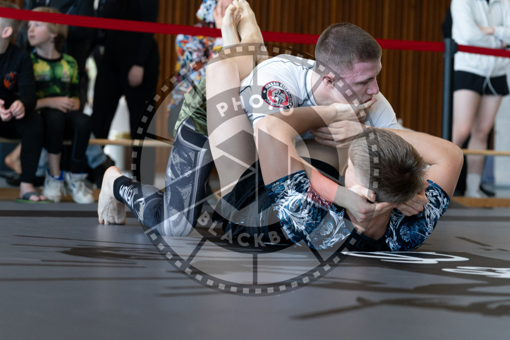 20250329PBB1005 | Fighters compete during the International Luta Livre (ILLCS) Germany IX Spring 2025 Competition spring on March 29, 2025 in Hannover, Germany.© Chiara Dazi