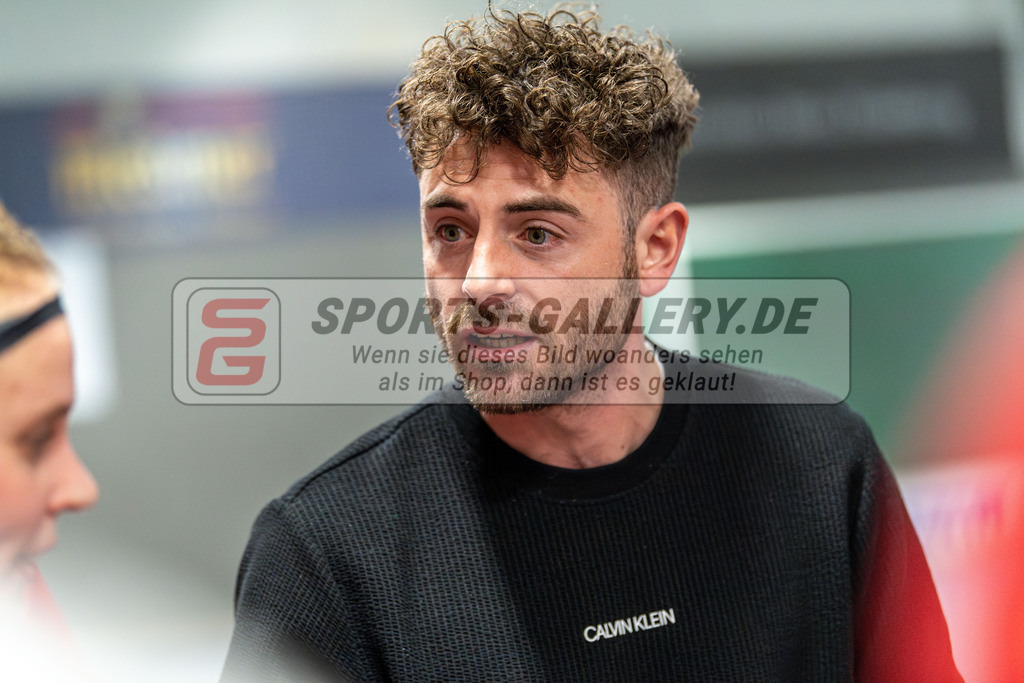 SM_2024-12-20-D85_-602 | 1.Bundesliga Hallenhockey  (W) DCADA - HTHC / 6:5 (3:3)