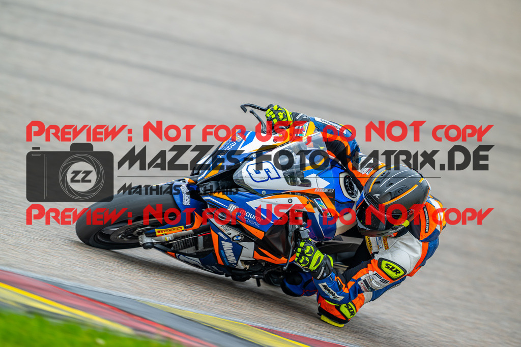 MaZZes_FotoMatrix_240504_6007705_3843 | STK1000