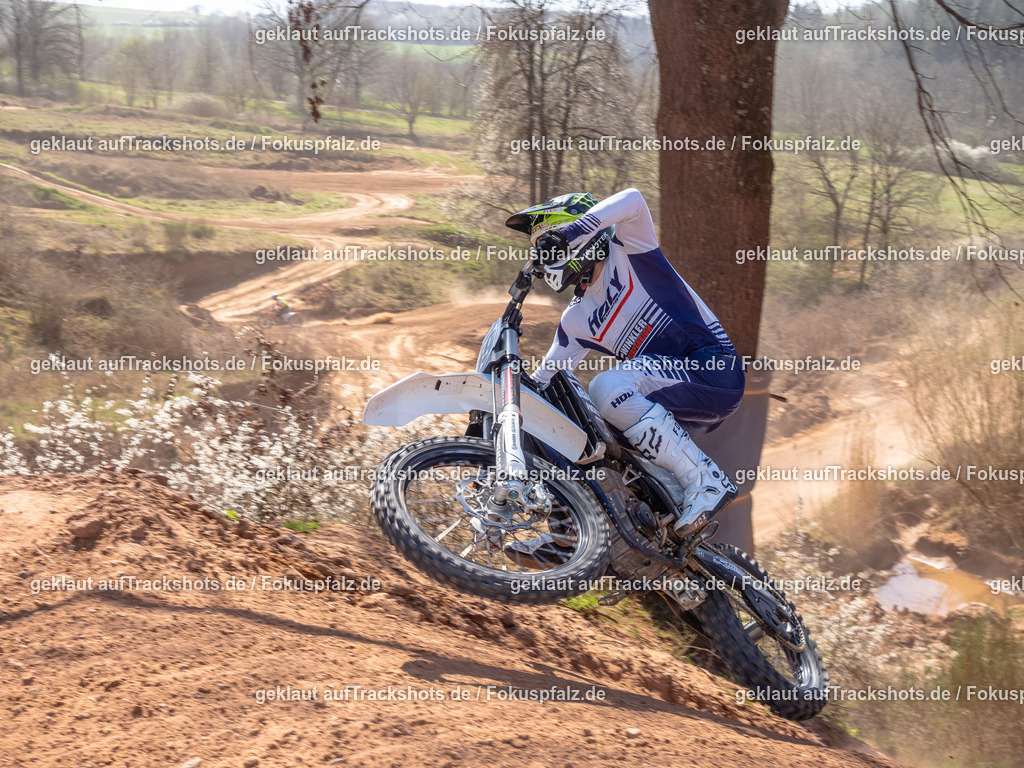 Schweyen040525-120 | Trackshots.de / Fokuspfalz.de - Realisiert mit Pictrs.com