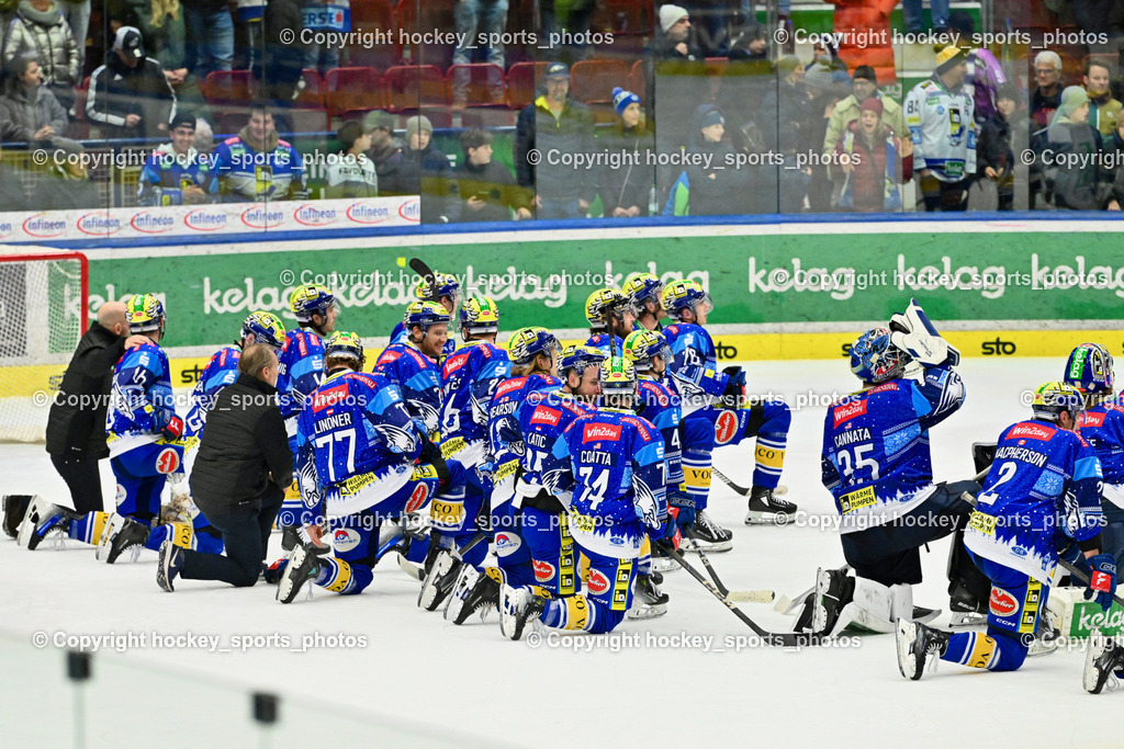 EC IDM Wärmepumpen VSV vs. Pioneers Vorarlberg | EC VSV Fans mit Mannschaft und Trainer, Blauweiss Villach, Blue Devils Villach, EC IDM Wärmepumpen VSV vs. Pioneers Vorarlberg, EC IDM Wärmepumpen VSV vs. Pioneers Vorarlberg am 14.12.2024 in Villach (Stadthalle Villach), Austria, (Photo by Bernd Stefan)