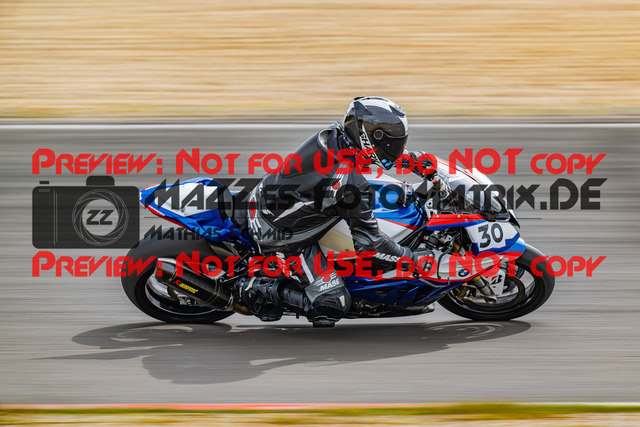 MaZZes_FotoMatrix_230719_765 | ROT