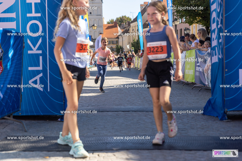 VJ__3330 | Stadtlauf Erding 2025 #stadtlauferding #erdingstadtlauf #stadtlauf_erding #laufmotivation #trisporterding #yourpictrs #sportshot_your_pictrs