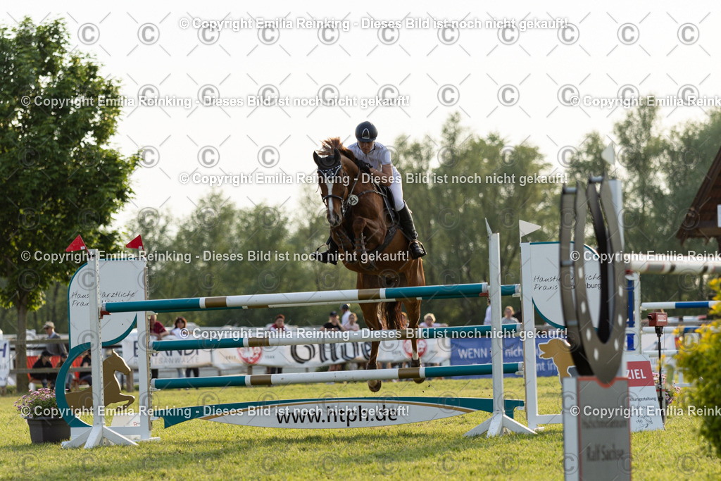 CL5A1378 | Emilia Reinking Fotografie - Realisiert mit Pictrs.com