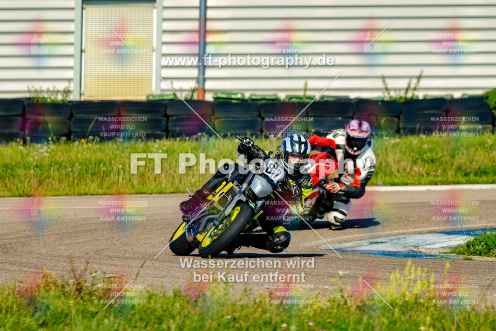 087-1428 | Hier findet Ihr Bilder von Touristenfahrten auf der Nürburgring Nordschleife oder von anderen Veranstaltungen die ich besucht habe. Viel Spass beim Durch Schauen 