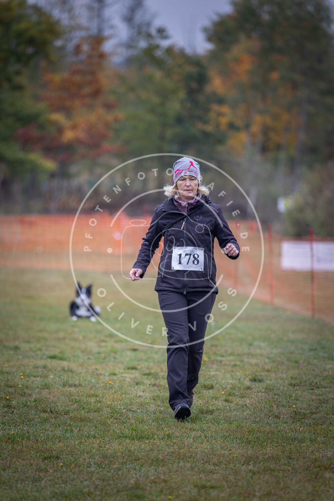 Pfotenfotografie_DV3A9487 | Hundefotografie, Tierfotograf, Pfotenfotografie, Fotoshooting Hund, Hunde Portrait, Hundesport, Hundeportraits, Heideshooting, Hunde, Sportfotograf, Hundefotograf, Turnierhundsport, THS,  - Realisiert mit Pictrs.com