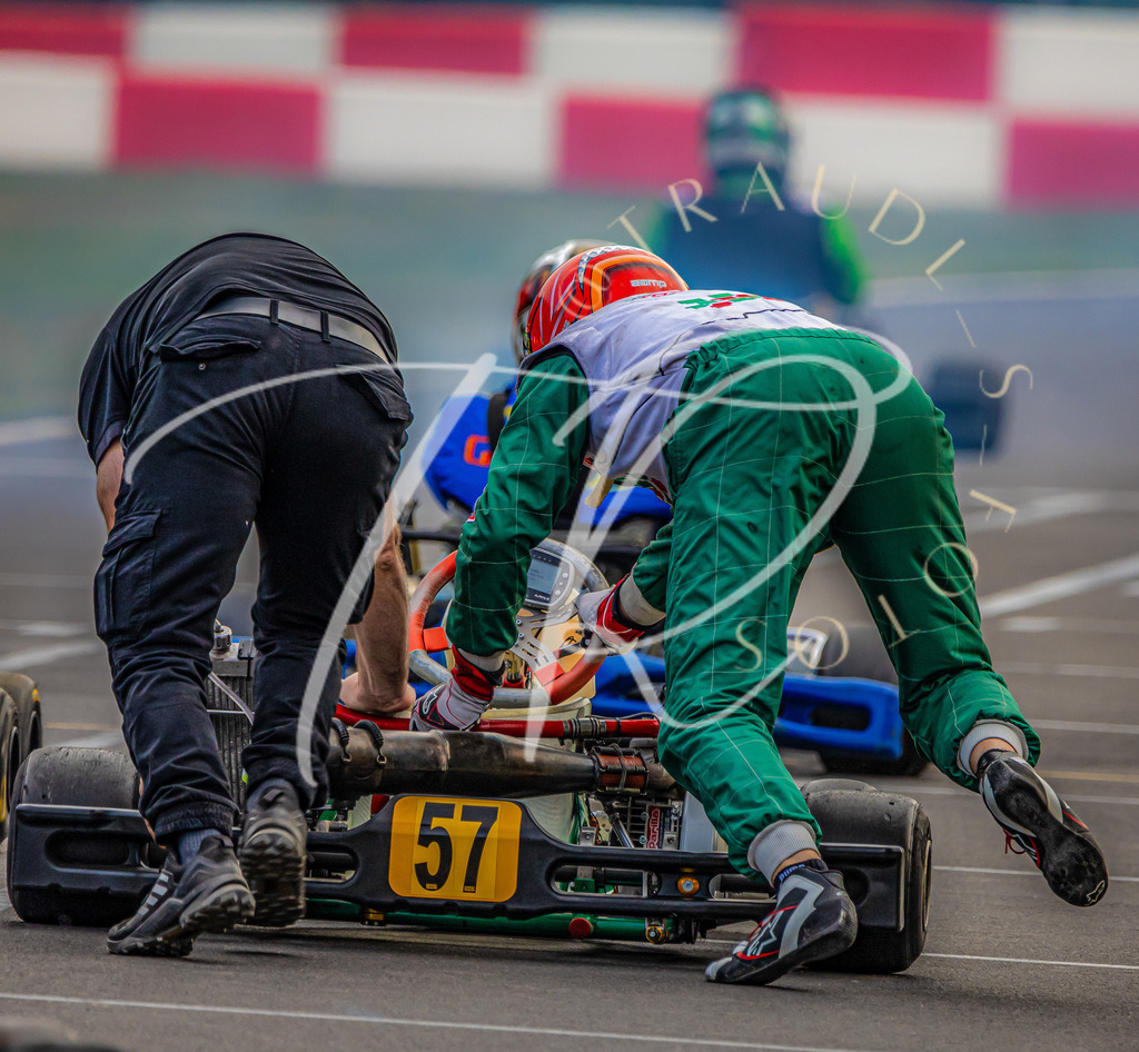 59EEE5E8-4C45-4B8D-B74D-F6E8FD1E8728 | traudl_s_fotos