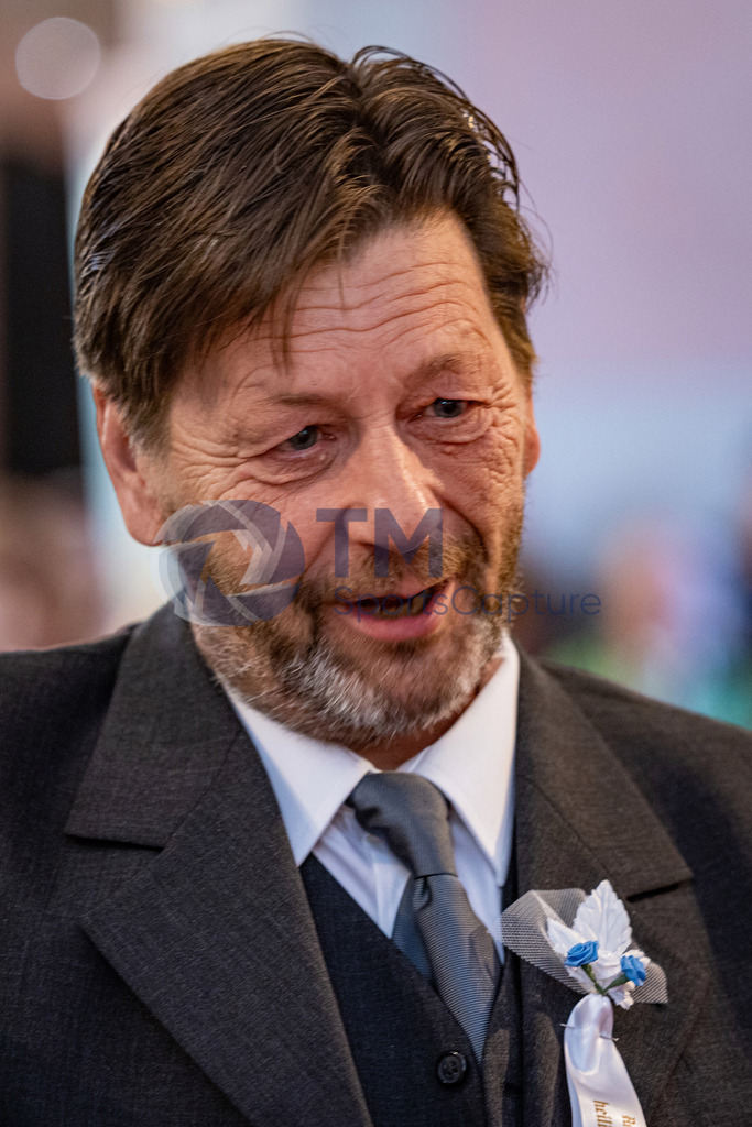 RR5M7673 | Firmung Klagenfurt-Dom 19.05.2024 8 Uhr