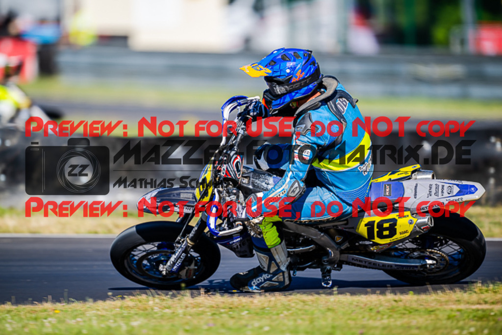 MaZZes_FotoMatrix_220703_6792 | S1