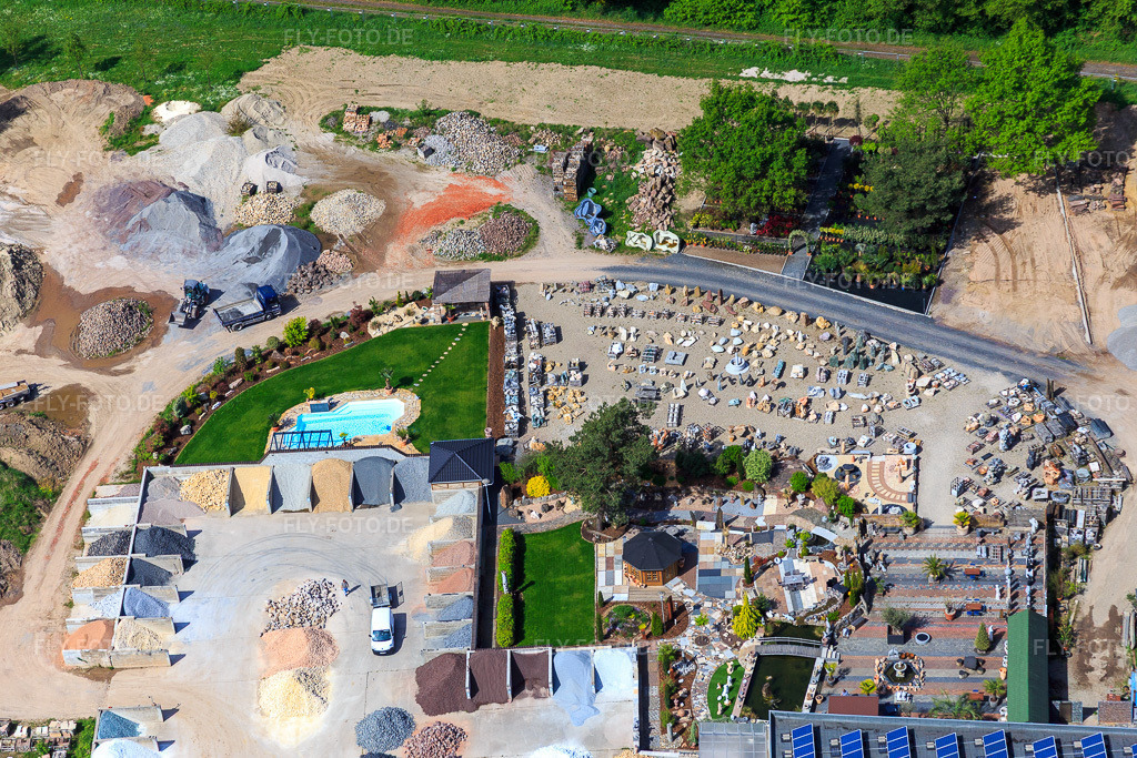 Luftbild: Palatinum Landschafts u. Gartendesign in Hagenbach im Bundesland Rheinland-Pfalz in Deutschland. Foto: IMG_078410.jpg vom 08.05.2015 durch Werner Riehm/FLY-FOTO.dePalatinum