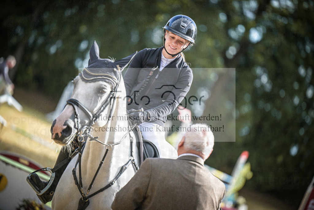 DOS_0029 | Entdecke hochwertige Reitturnierfotos von Foto Oger. Professionell, emotional und authentisch – jetzt Lieblingsmomente im Shop bestellen.Deutschlandweite Turnierfotografie. - Realisiert mit Pictrs.com