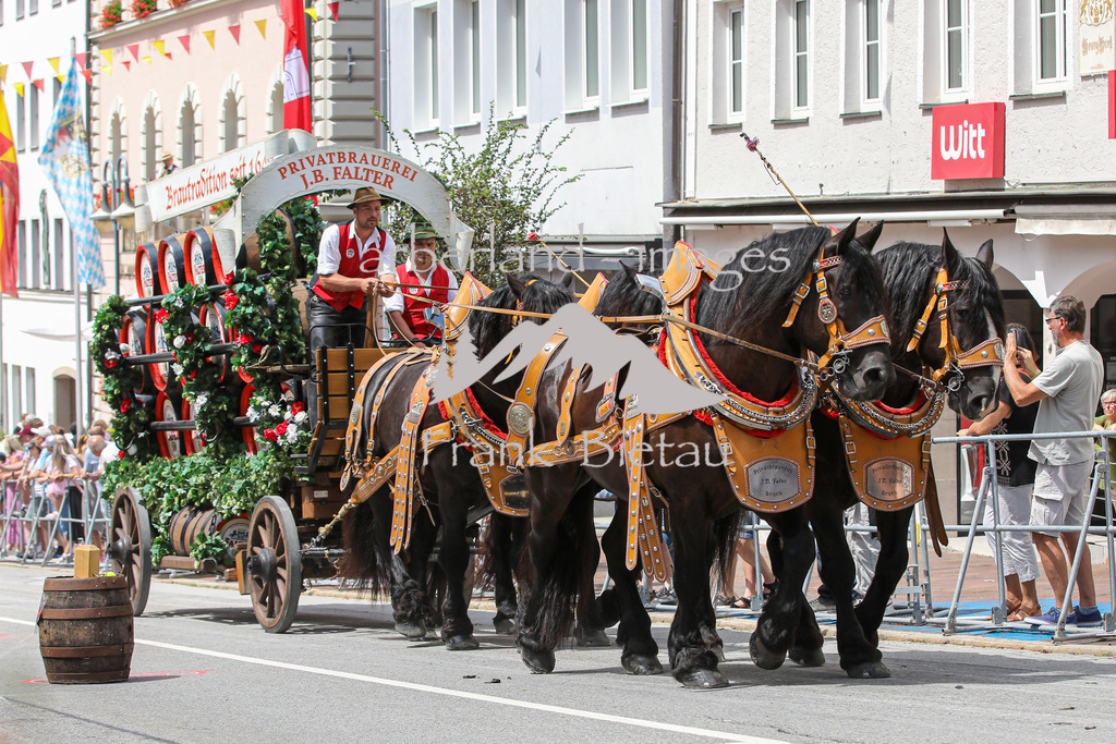 OE7A1994 | Brauereiwagen-Geschicklichkeitsfahren,wird seit 1988 in Zwiesel ausgetragen. im 2-Jahres-Rhythmus während des Grenzlandfest.
