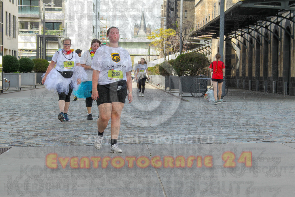 250920_1351_EV4_6786 | Sportfotografie im Rhein-Sieg Kreis, Köln, Bonn, NRW, Rheinland Pfalz, Hessen, etc. Unser Tätigkeitsfeld umfasst den Laufsport vom Volkslauf über den Marathon, Duathlon, Triathon bis zum Ultralauf wie Kölnpfad Ultra oder Schindertrail.