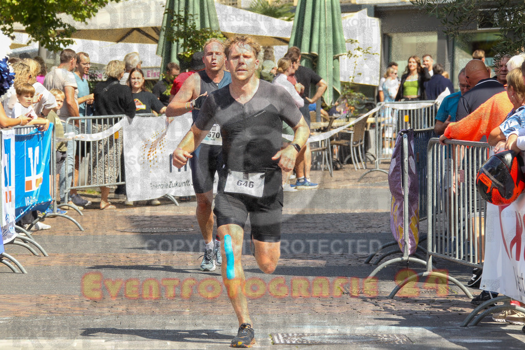 250824_1433_EV4_1893 | Sportfotografie im Rhein-Sieg Kreis, Köln, Bonn, NRW, Rheinland Pfalz, Hessen, etc. Unser Tätigkeitsfeld umfasst den Laufsport vom Volkslauf über den Marathon, Duathlon, Triathon bis zum Ultralauf wie Kölnpfad Ultra oder Schindertrail.