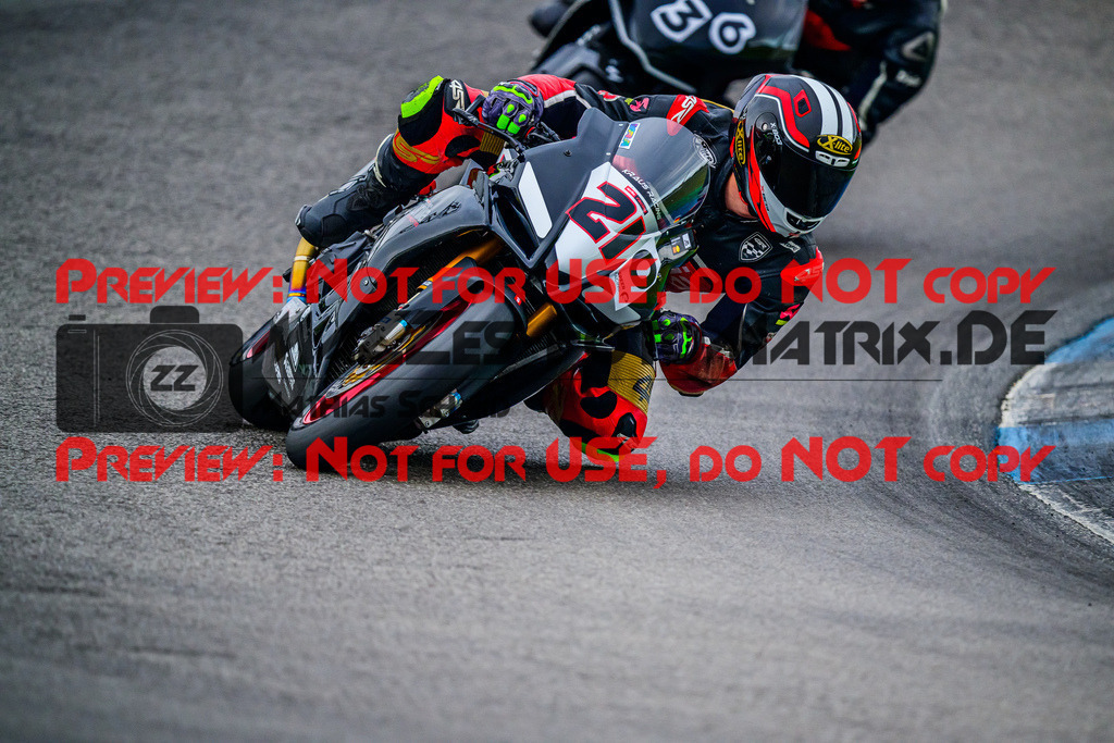 MaZZes_FotoMatrix_240614_6007705_5657 | WEISS