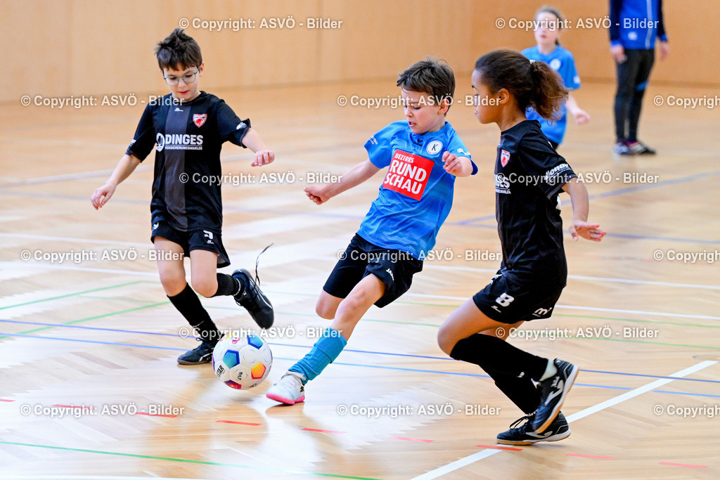 ASVÖ_ Fussballturnier SV Gallneukirchen_ 09.02.2025-69 | 09.02.2025, Gallneukirchen, AUT, ASVÖ, Fussball Nachwuchs Hallenturnier 2025, SV Gallneukirchen im Bild Teilnehmer U 9©Harald Dostal / fodo.media - Realisiert mit Pictrs.com