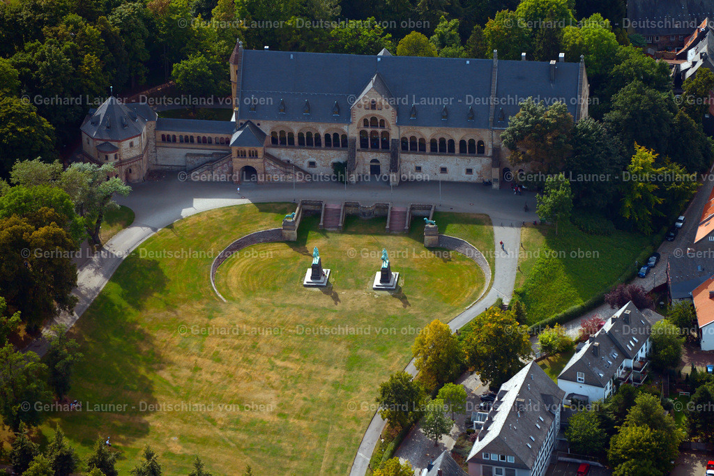 3293677 | Online-Shop für Luftbilder aus Deutschland. Seit über 45 Jahren baut Gerhard Launer das Luftbildarchiv mit unterschiedlichsten Themen stetig weiter aus.