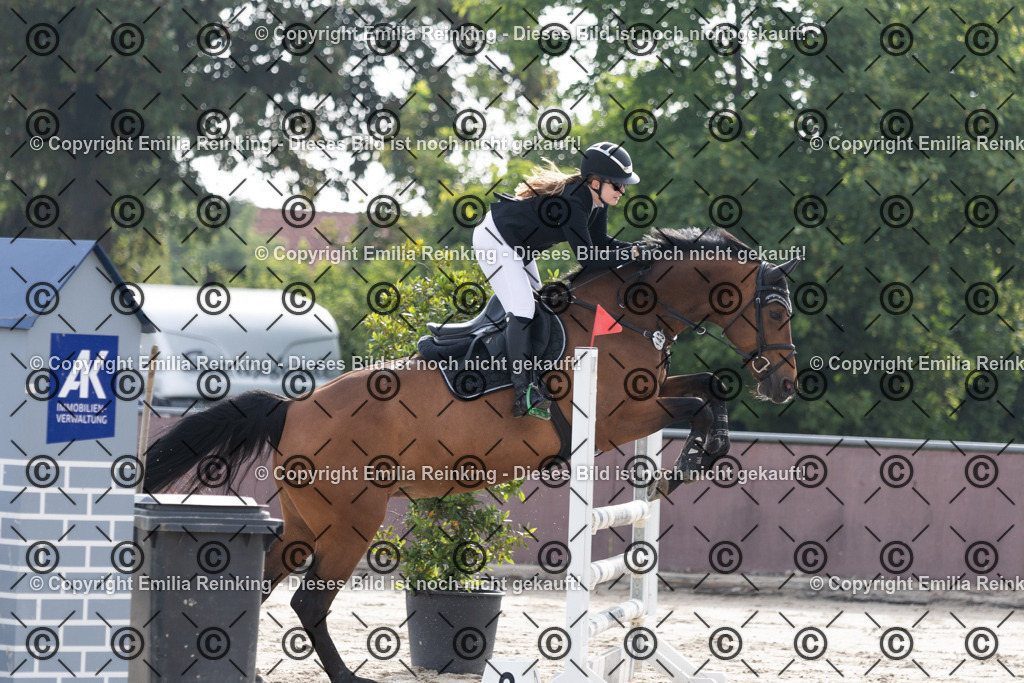 CL5A1670 | Emilia Reinking Fotografie - Realisiert mit Pictrs.com