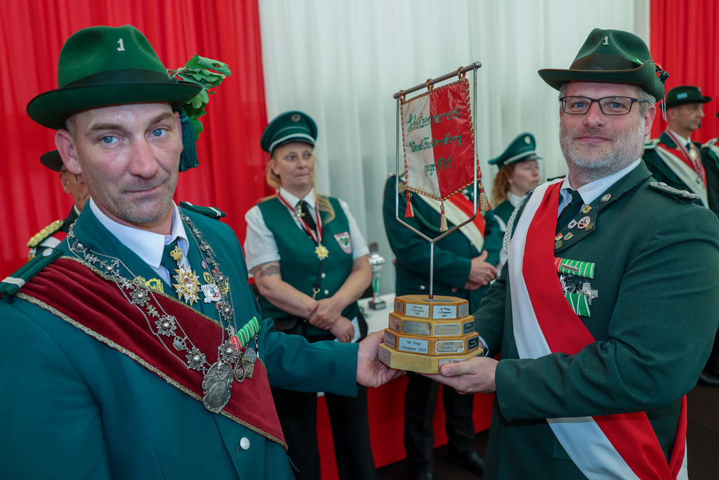 top-top.de-250531-018 | Foto, Video, Fotografie, Videografie, Fotobox, DJ, Discjockey, Musik, Musikbox, Veranstaltung, Photobooth, Amazon, Ebay, Buchtipp, Bestseller, Autor, Verlag, Buch, Wesel, Hamminkeln, NRW, Dinslaken, Rees, Drohne, Hochzeit, Party, Fotobox, Wesel, Fotograf