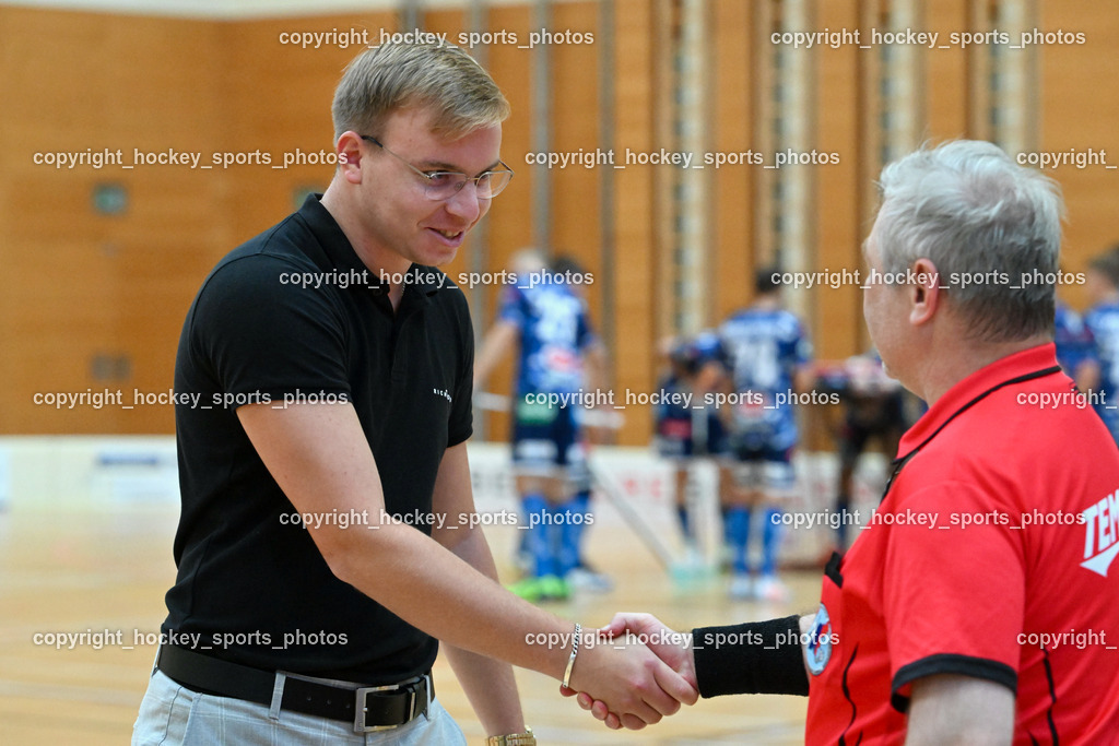 VSV Unihockey vs. Dunai Krokodilok 9.9.2023 | Headcoach VSV Unihockey Jan Blazic, Andraž Zupančič Referee