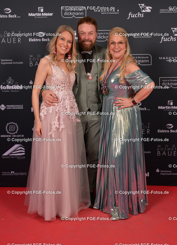 20250209-fge-hofball-0409 | Hofball der FGE am 09.02.2025 im Alten Stadttheater in Eichstätt. - Realisiert mit Pictrs.com